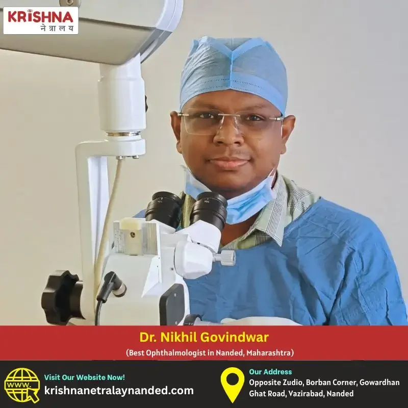 Dr. Nikhil Govindwar performing Cataract surgery in Nanded at his hospital.